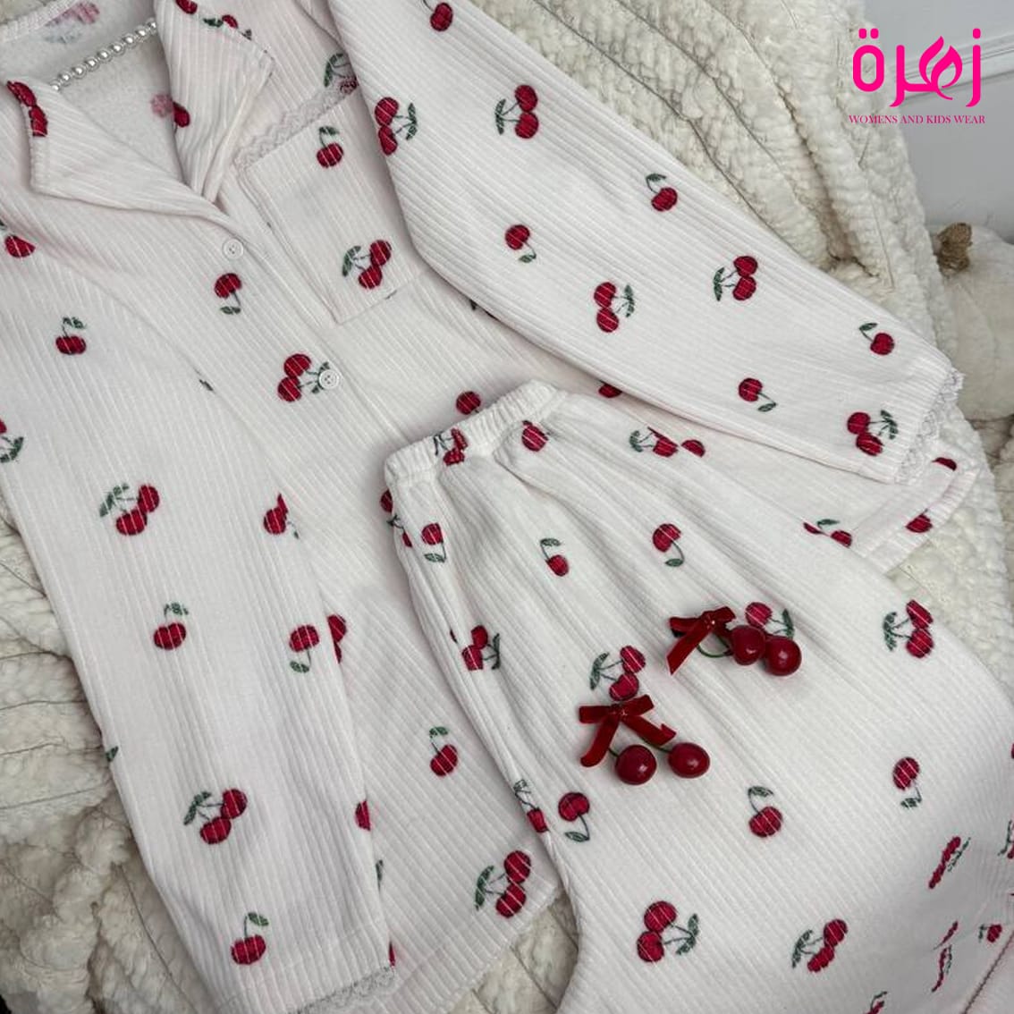 Ribbed velvet pajama set